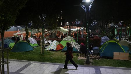 Bakanlıktan zelzele fırsatçılarına fahiş fiyat kontrolü