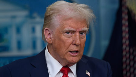 Trump: Çin’le anlaşana kadar yüzde 145’lik tarifenin indirilmeyecek